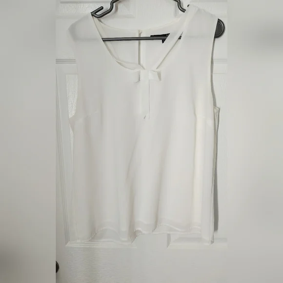 NET Ness Sleeveless Top - Picture 4 of 5